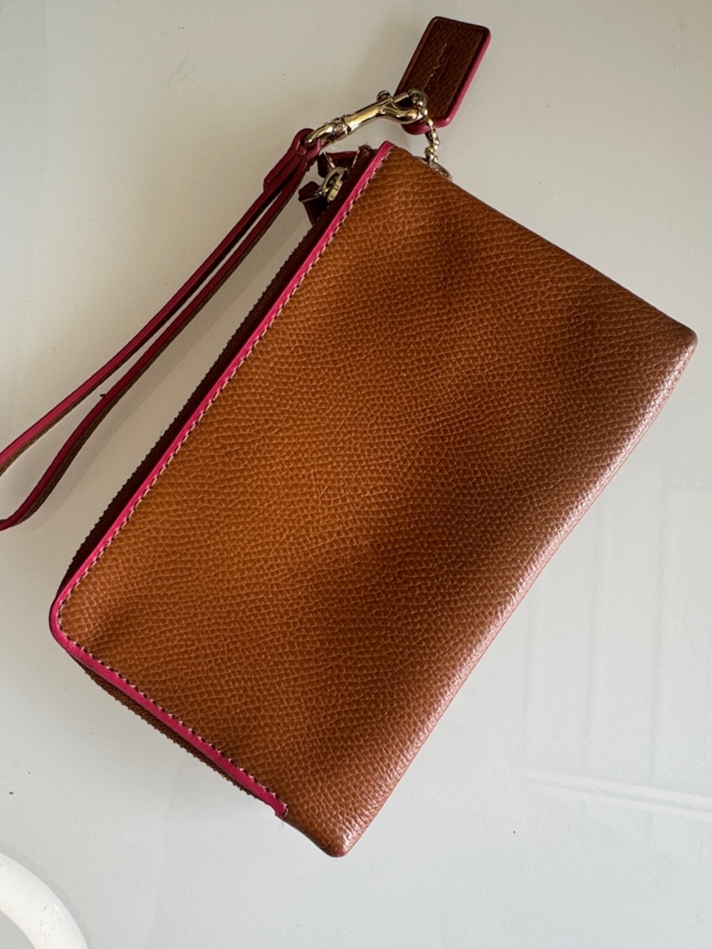 COACH Brown Double Leather Wristlet with Pink Trim - Picture 5 of 11